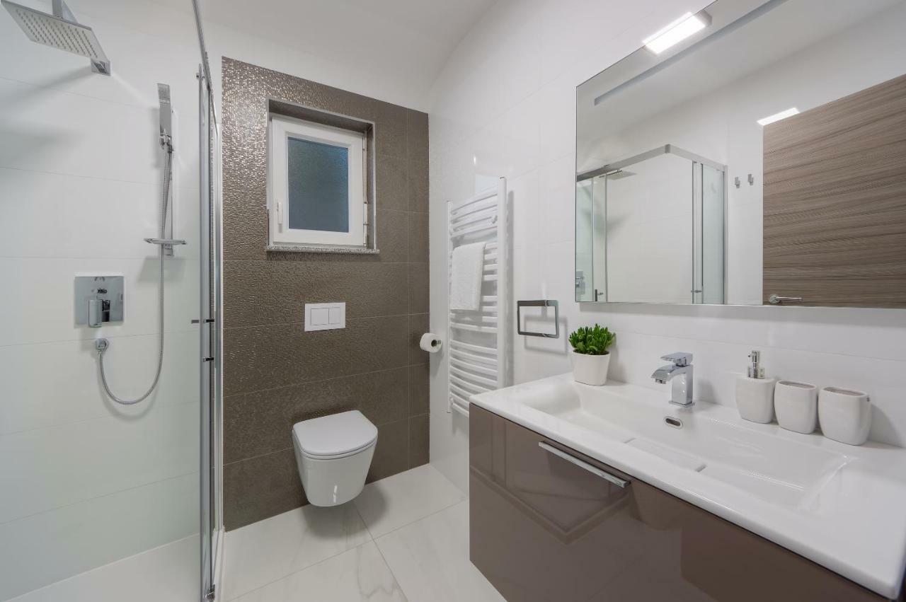 Viras Luxury Holiday Pula Ngoại thất bức ảnh